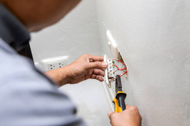 Best Affordable Emergency Electrician  in Sturgeon, MO